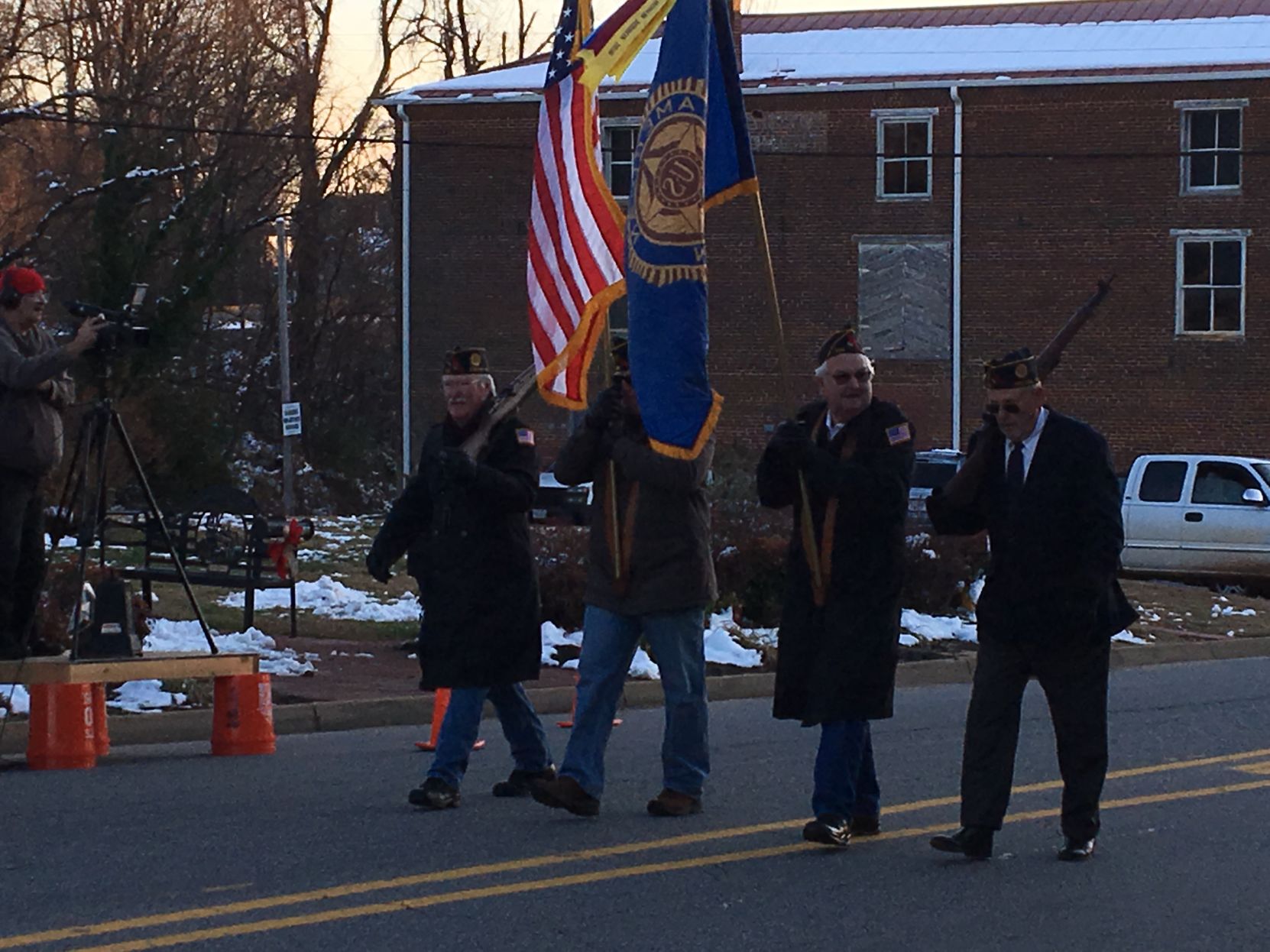 DRB 1211 Parade 16.JPG